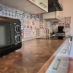 빌라 House On The -