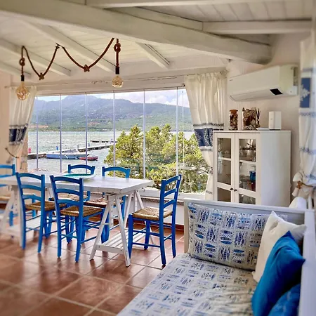 House On The - Villa