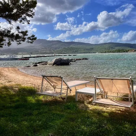 Villa House On The - *