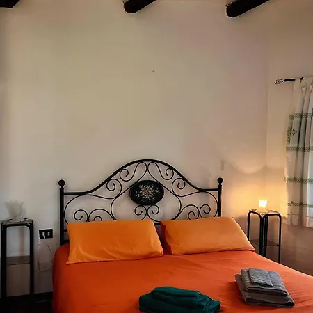 Vila House On The - *