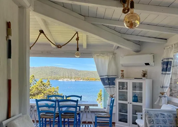 House On The - Villa Porto Rotondo