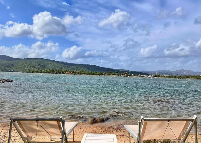 House On The - Villa Porto Rotondo