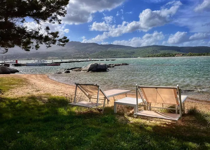 Villa House On The - *